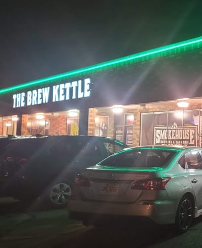 The Brew Kettle Strongsville & Topgolf Swing Suites